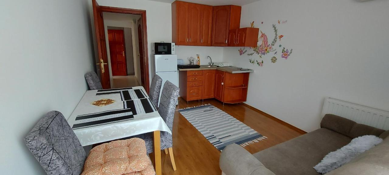 Balatoni Aranyparti Apartmanok 希欧福克 外观 照片